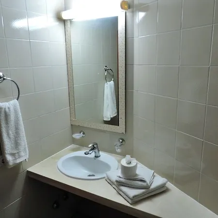 Green Park Hotel